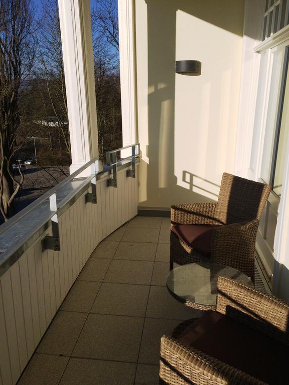 Appartements Am Kurpark Bad Pyrmont Exteriör bild